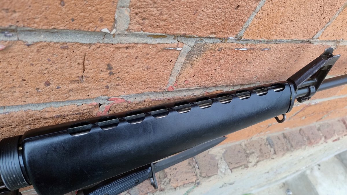 M16A1 kal. 5,56x45mm z bagnetem - semi
