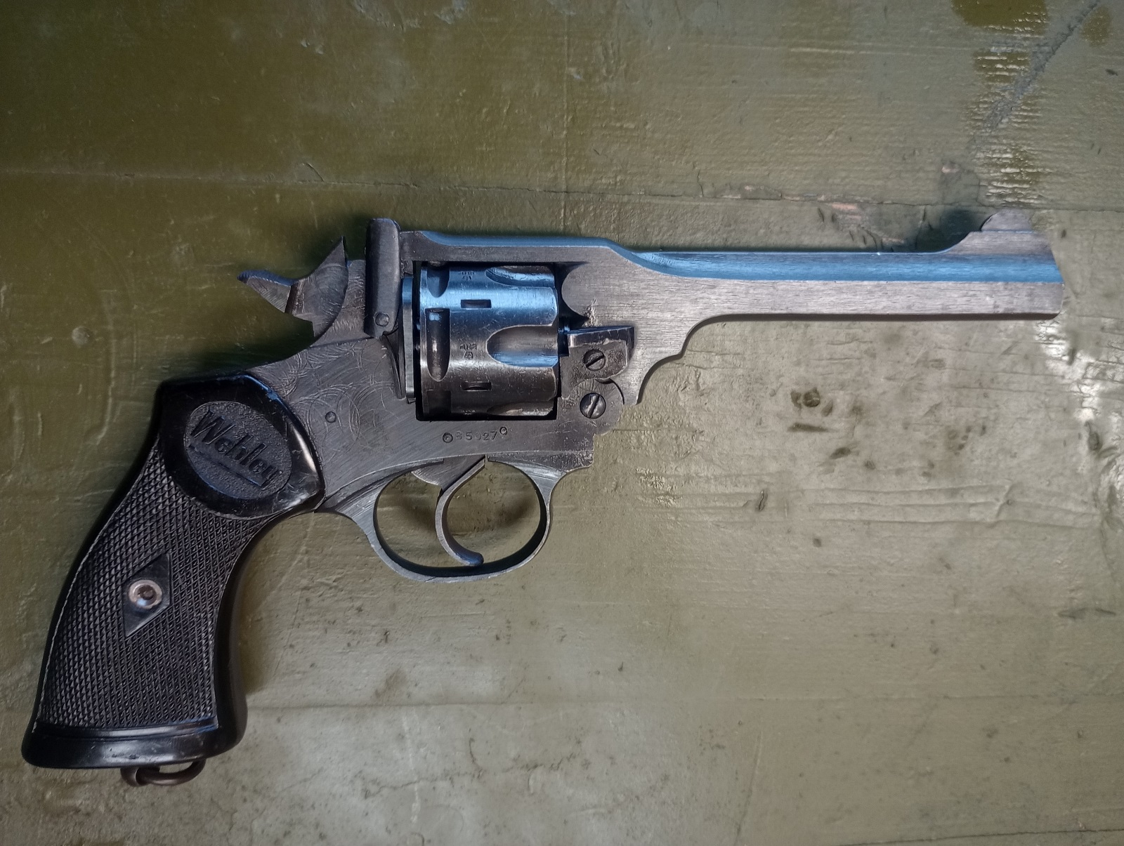 Webley Mark IV War Finish kal. 38  S&W nr 1