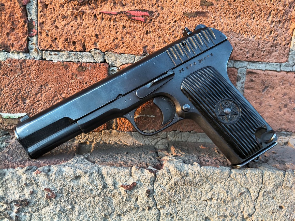 TT-33 kal. 7,62x25 Iżewsk 1945