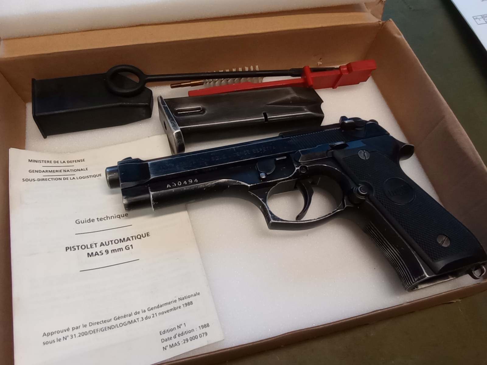 PAMAS G1S kal. 9x19 (FRANCUSKA KOPIA BERETTY 92)
