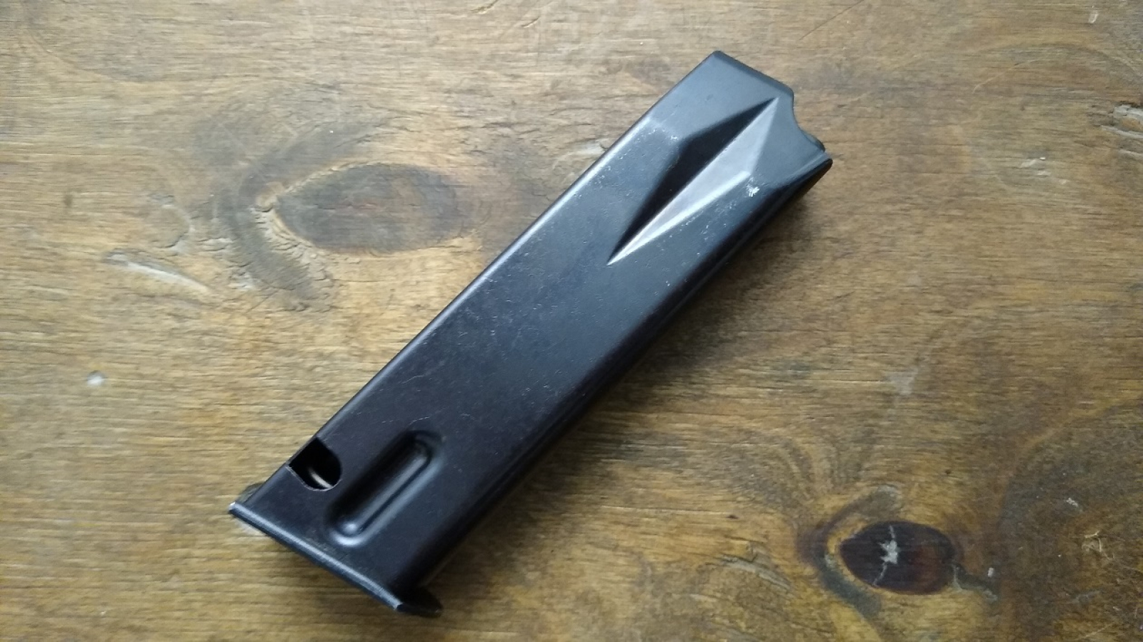 Magazynek Beretta 92S