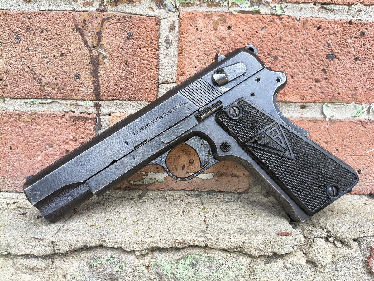ViS 35 FB Radom P.35(p) kal. 9x19mm przełom 1943/1944r - KOMIS NR 2