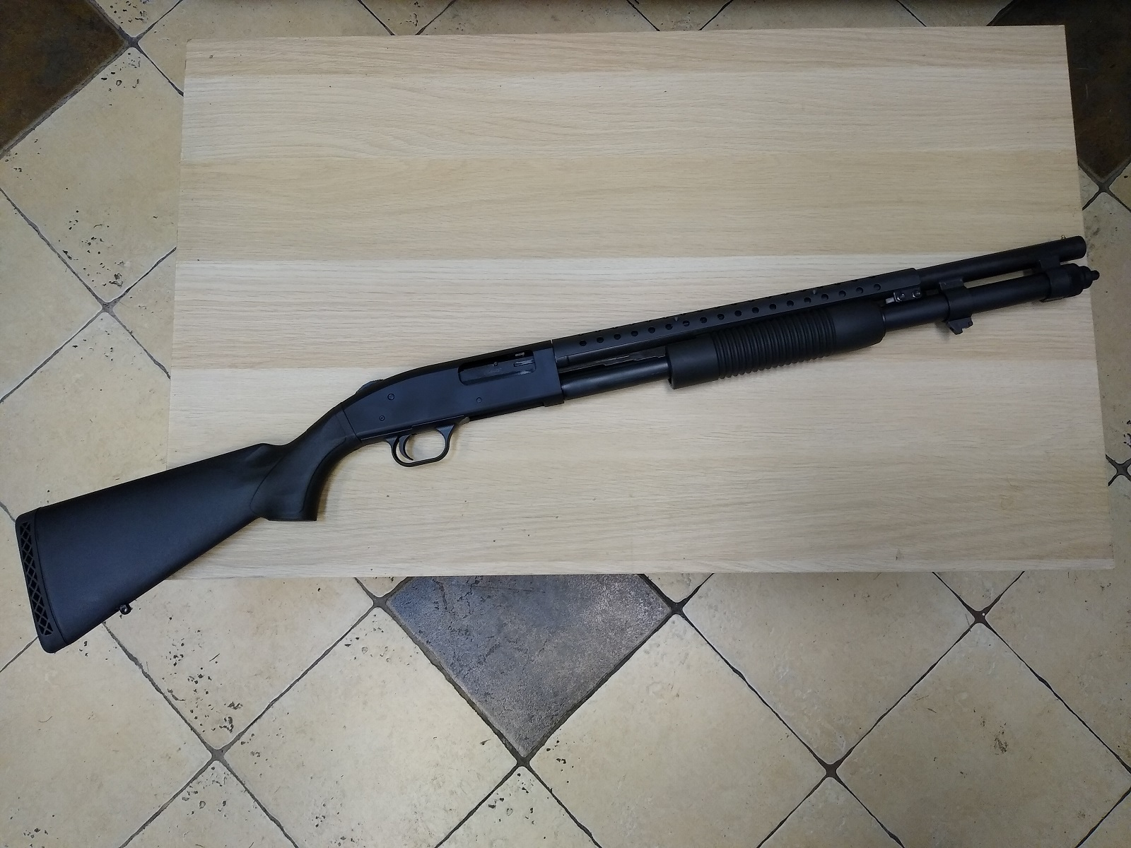 Mossberg 590