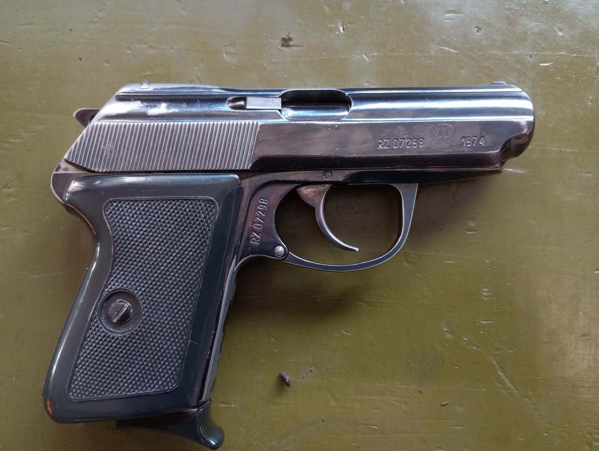 P-64 Czak kal. 9x18mm