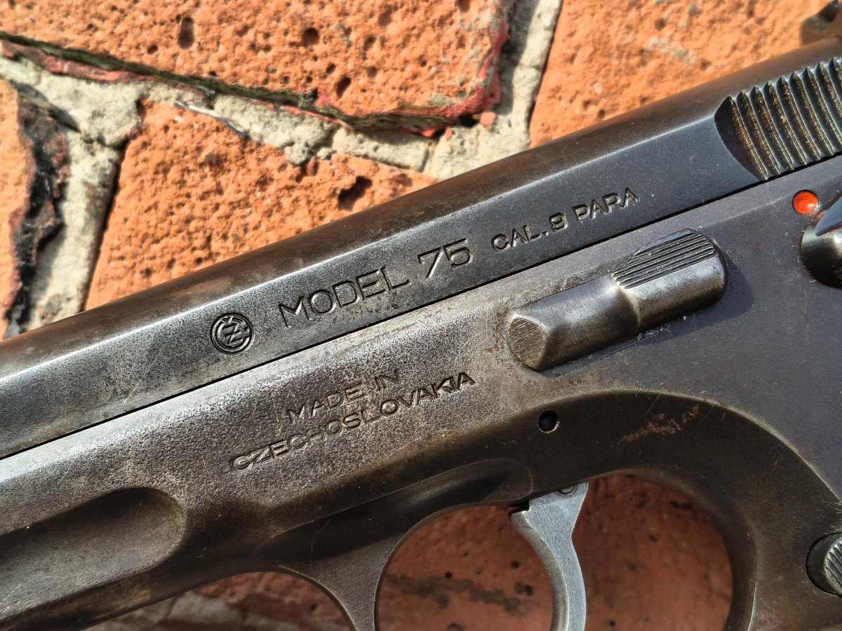 CZ-75 kal. 9x19 1990r