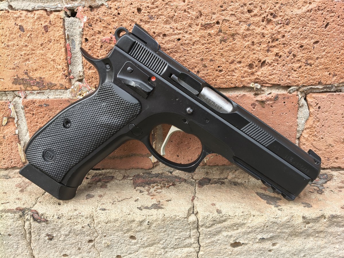 CZ 75 SP-01 Shadow kal. 9x19 2011r - KOMIS