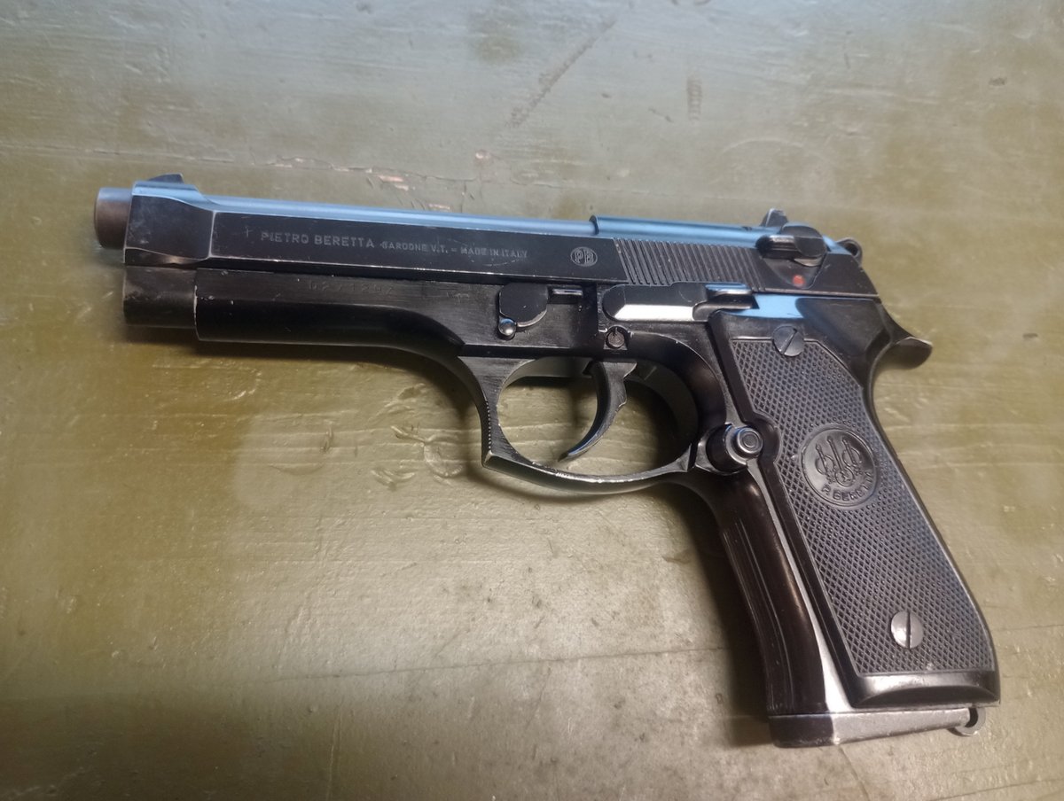 Beretta 92F kal. 9x19 - oryginał Włochy demobil