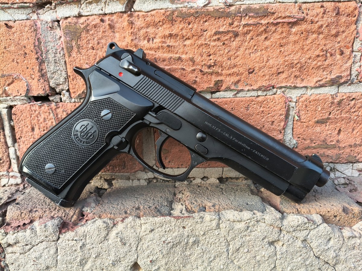 Beretta 92FS kal. 9x19 D97302Z