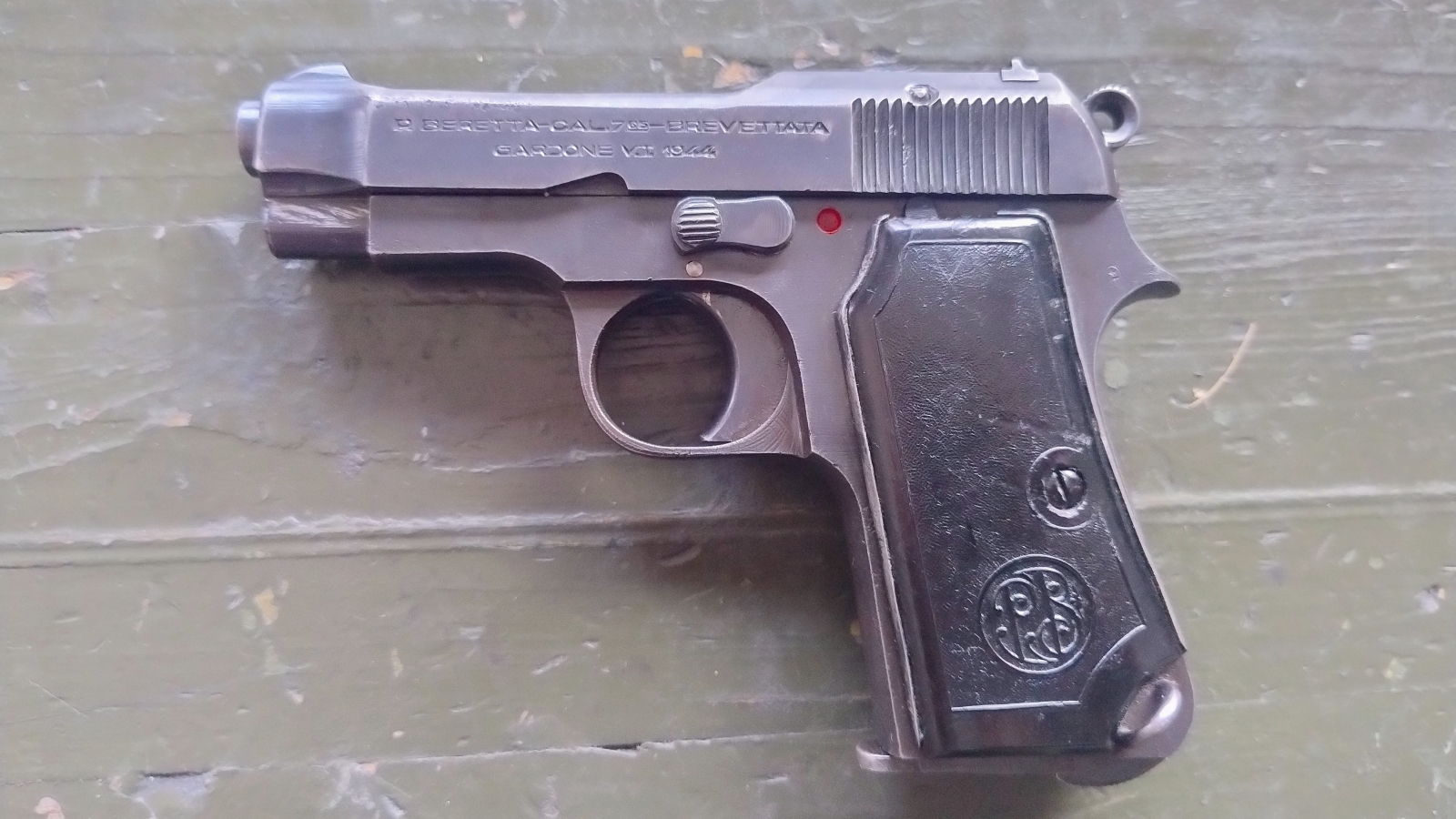 Beretta M35 kal. 7,65 Browning rok 1944 - KOMIS