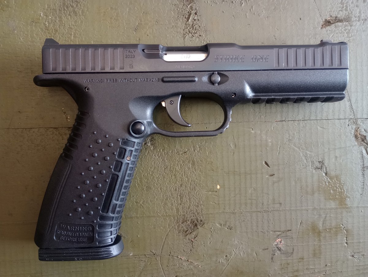 Strike One kal. 9x19 Arsenal Firearms