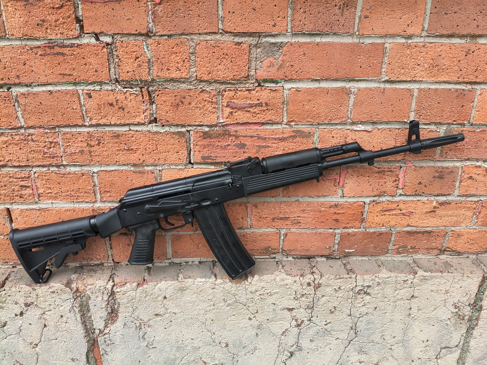 Decade Corporation .223 Rem kałach w 223