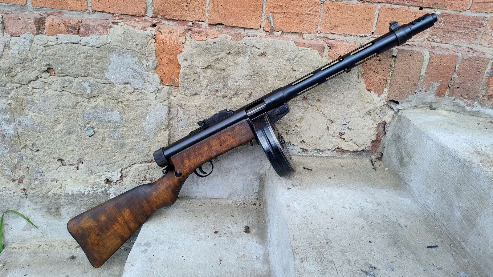 Suomi KP/-31 kal. 9x19 - REZERWACJA