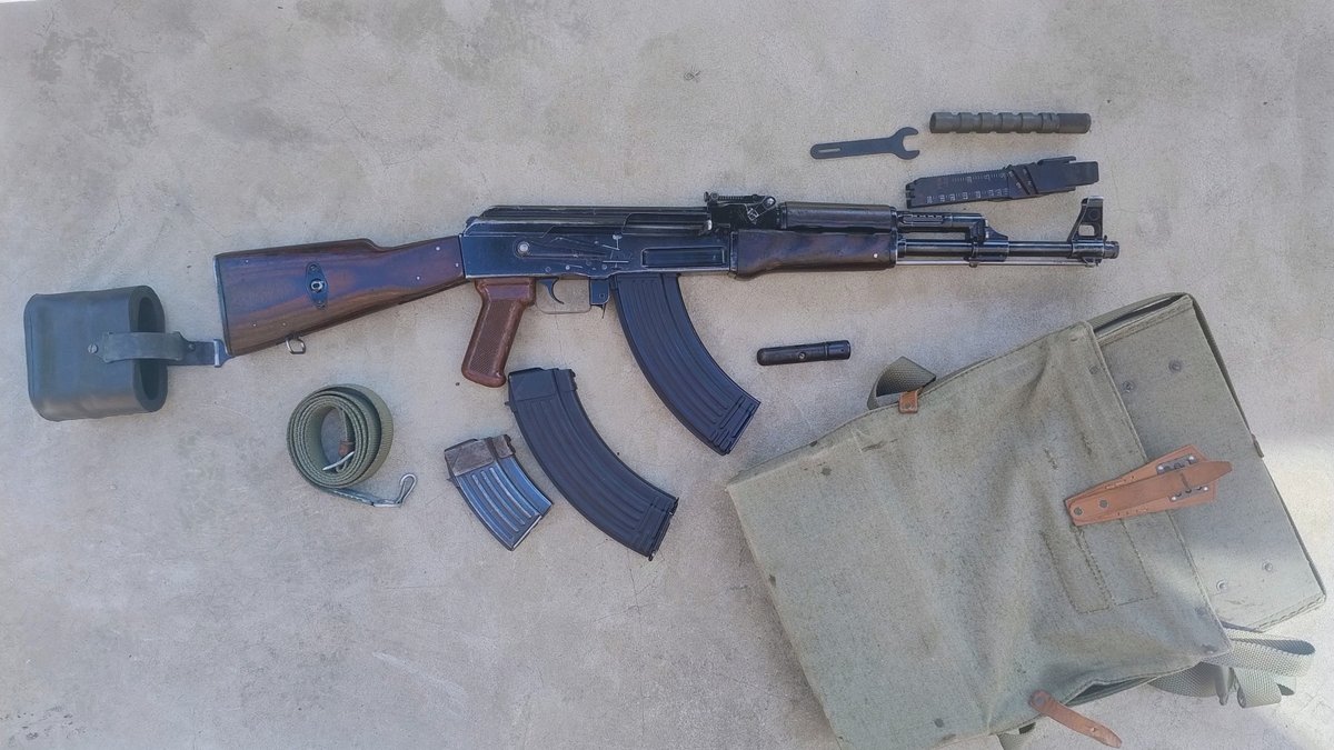 AK GN wz.60/72 kal. 7,62x39 - DESANTOWE