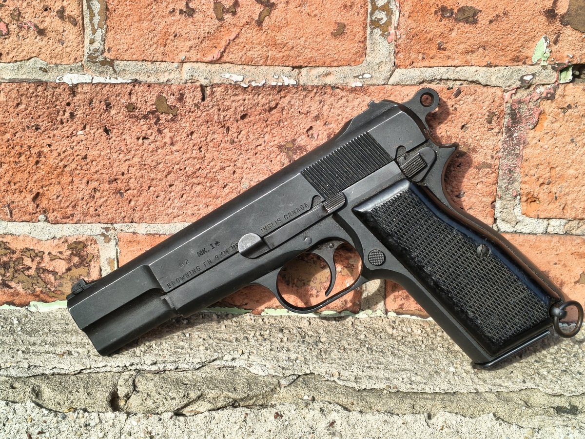 Browning HP No2 MkI* kal. 9x19 Inglis Canada 1945r
